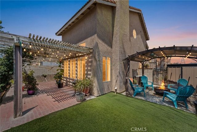 11394 Azure Court, Fontana, CA 92337