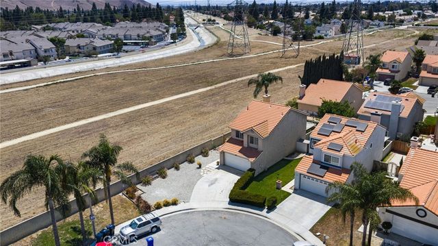 11394 Azure Court, Fontana, CA 92337