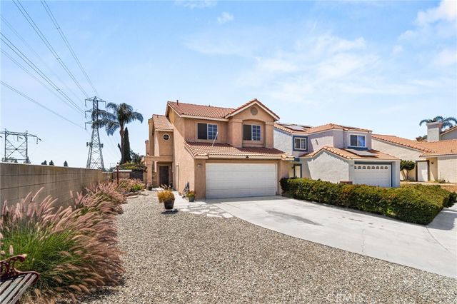 11394 Azure Court, Fontana, CA 92337