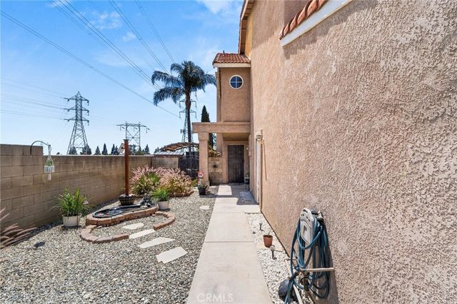 11394 Azure Court, Fontana, CA 92337