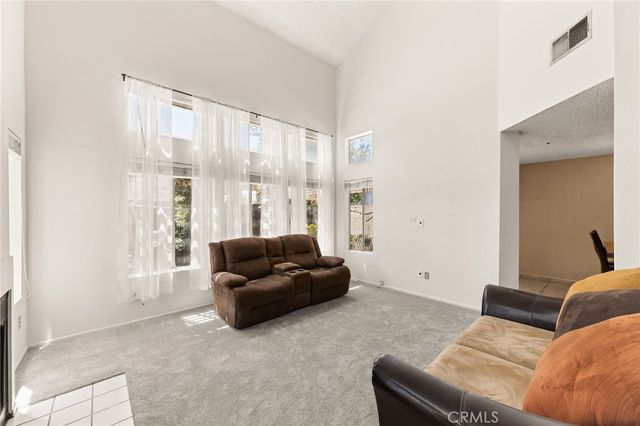 11394 Azure Court, Fontana, CA 92337