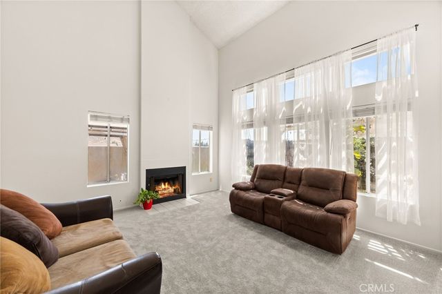 11394 Azure Court, Fontana, CA 92337