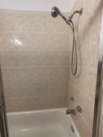 1611 Michigan Ave 15, Miami Beach, FL 33139