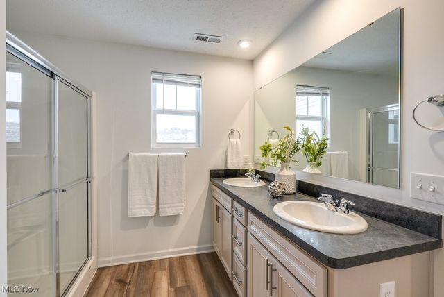 855-2 Dipper Lane, Aurora, OH 44202