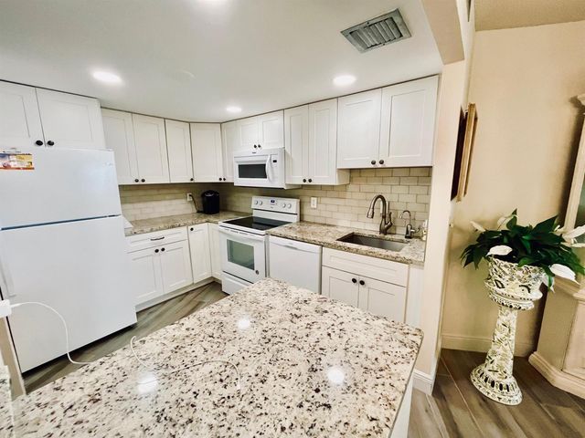 2800 N Ocean Drive A-16d, Riviera Beach, FL 33404