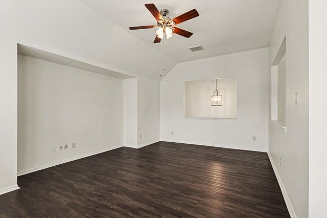 1323 Laura Hills Lane, Spring, TX 77386