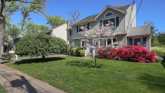221 Ayliffe Ave, Westfield Town, NJ 07090