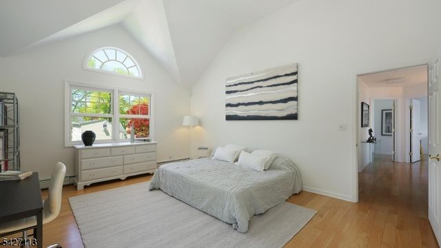 221 Ayliffe Ave, Westfield Town, NJ 07090
