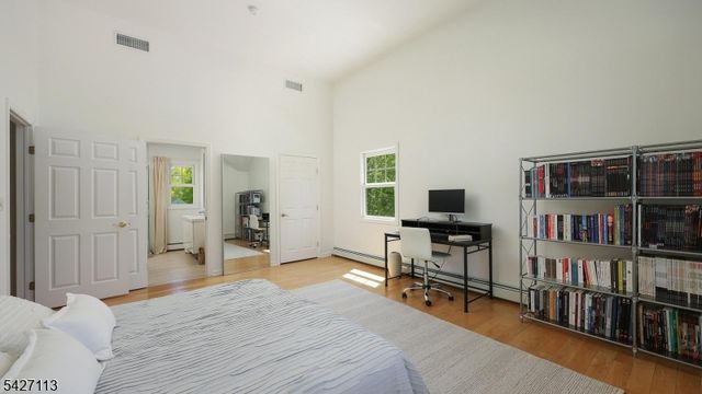 221 Ayliffe Ave, Westfield Town, NJ 07090