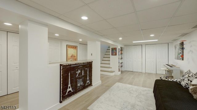 221 Ayliffe Ave, Westfield Town, NJ 07090