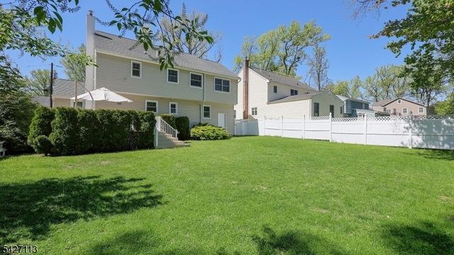 221 Ayliffe Ave, Westfield Town, NJ 07090