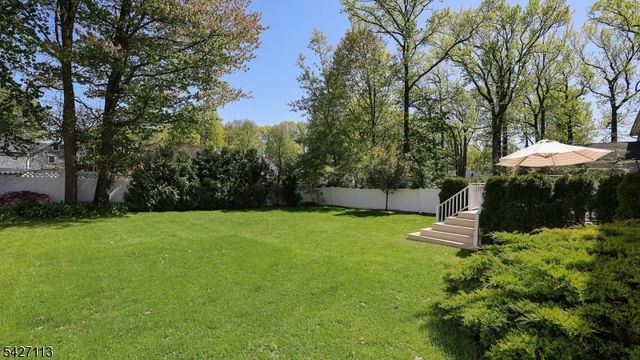221 Ayliffe Ave, Westfield Town, NJ 07090
