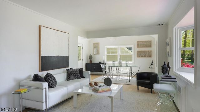221 Ayliffe Ave, Westfield Town, NJ 07090