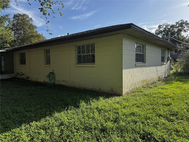 4051 SE 20TH COURT, Ocala, FL 34480