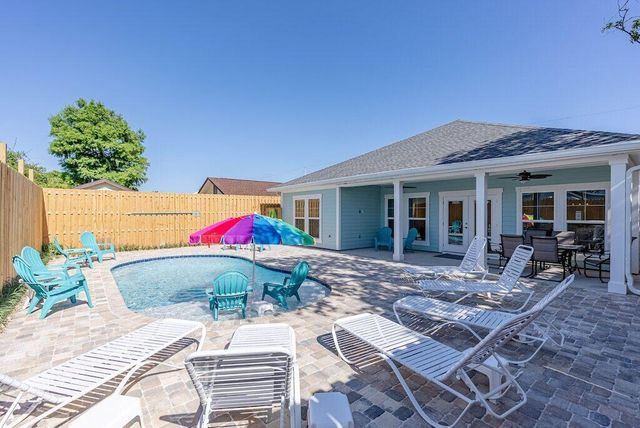 21418 Caribbean Lane, Panama City Beach, FL 32413