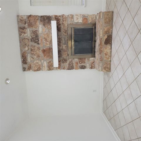 405 S Blue Ridge PKWY, Cedar Park, TX 78613