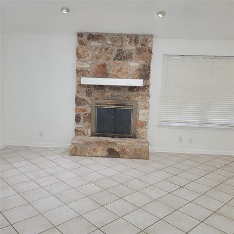 405 S Blue Ridge PKWY, Cedar Park, TX 78613