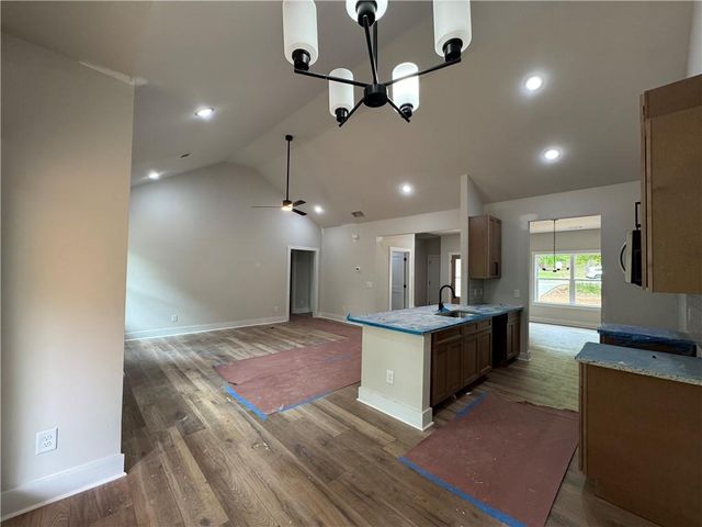 875 Lynn Avenue, Jefferson, GA 30549
