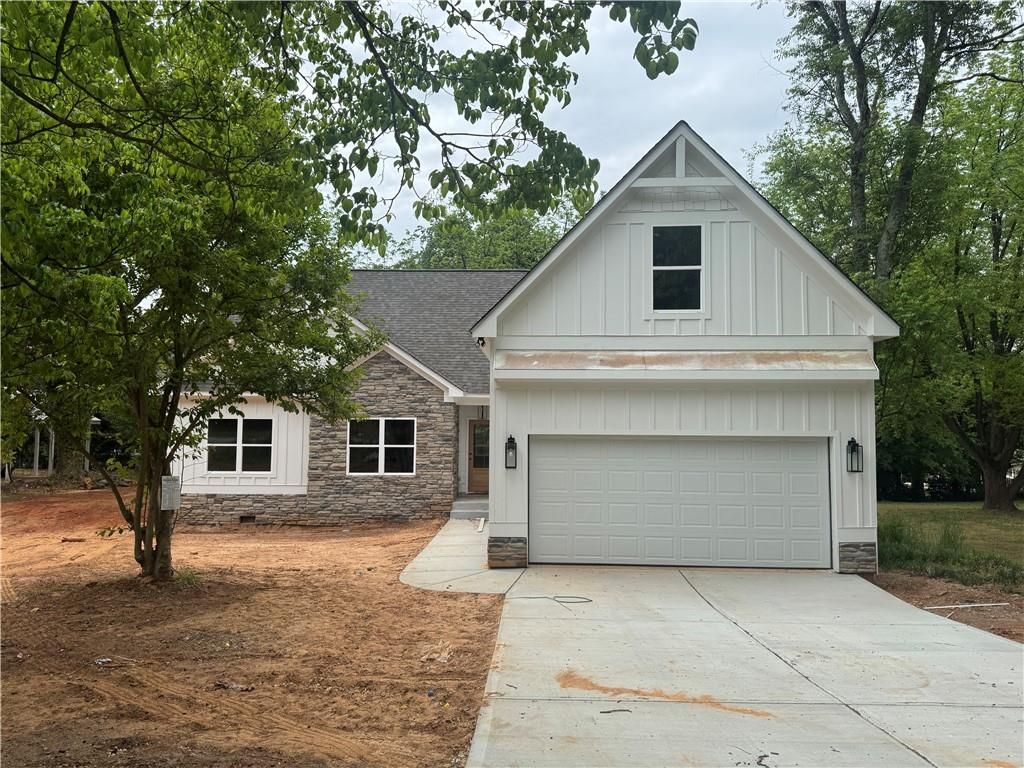875 Lynn Avenue, Jefferson, GA 30549