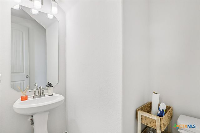 7601 Silver Drive, Killeen, TX 76542