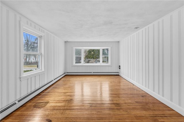 2 Whitman Street, Smithfield, RI 02917