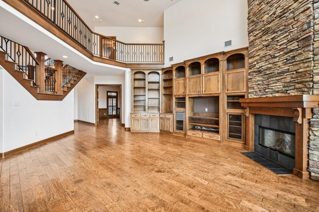 3 Wilmington Court, Sugar Land, TX 77479