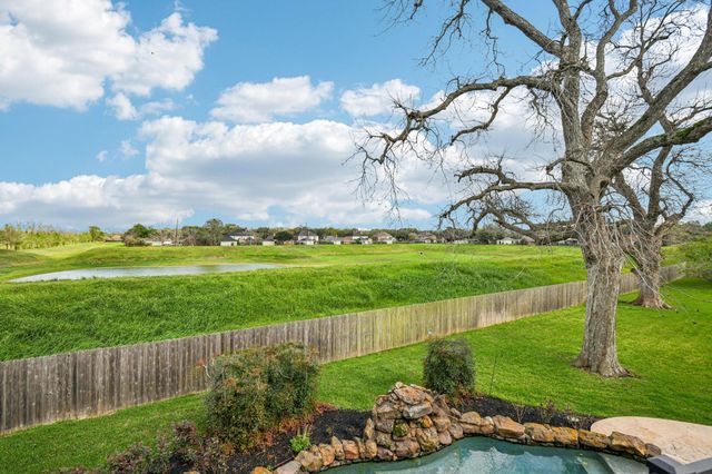 3 Wilmington Court, Sugar Land, TX 77479