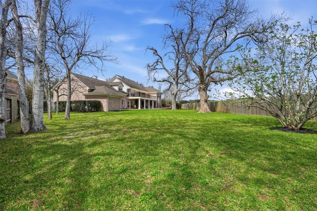 3 Wilmington Court, Sugar Land, TX 77479