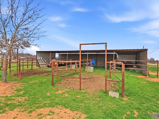 107 Private Road 3421, Bridgeport, TX 76426