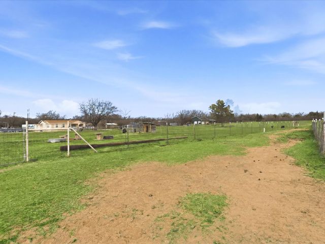 107 Private Road 3421, Bridgeport, TX 76426