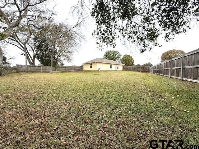 1805 Park Lane Circle, Jacksonville, TX 75766