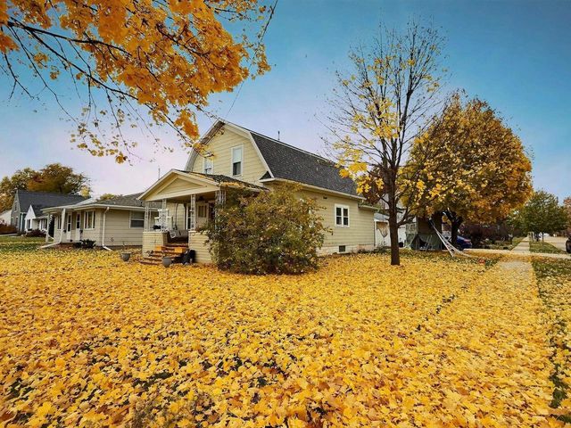 422 E 2ND STREET, Kimberly, WI 54136