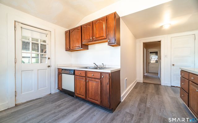 459 East Avenue, Bridgeport, CT 06610