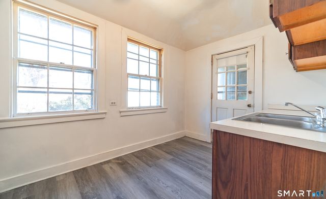 459 East Avenue, Bridgeport, CT 06610