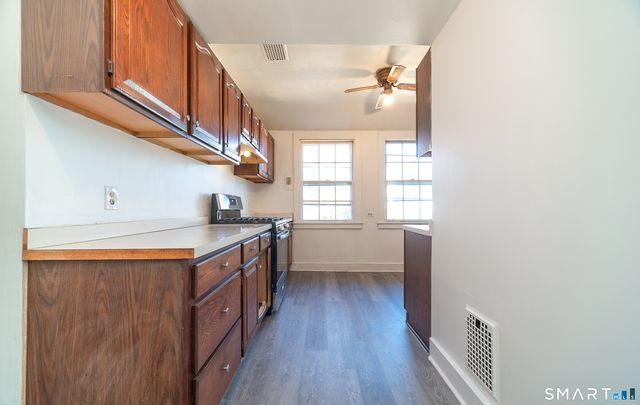 459 East Avenue, Bridgeport, CT 06610