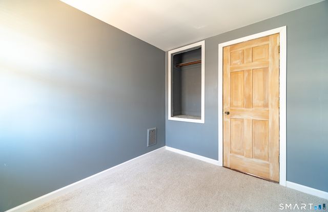 459 East Avenue, Bridgeport, CT 06610