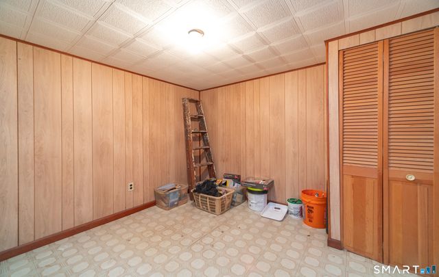 459 East Avenue, Bridgeport, CT 06610