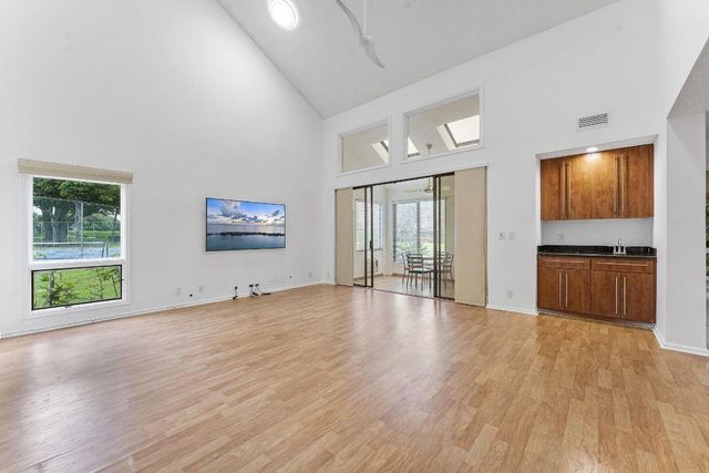 7932 Seville Place 2101, Boca Raton, FL 33433