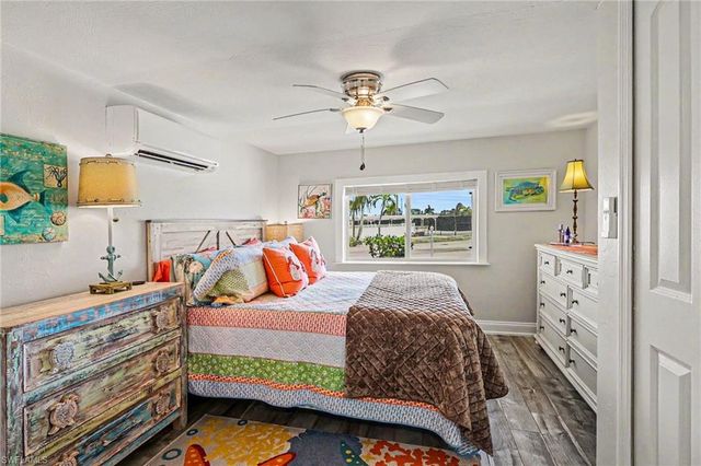 17540 Peppard DR, Fort Myers Beach, FL 33931