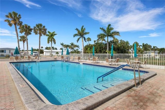 17540 Peppard DR, Fort Myers Beach, FL 33931