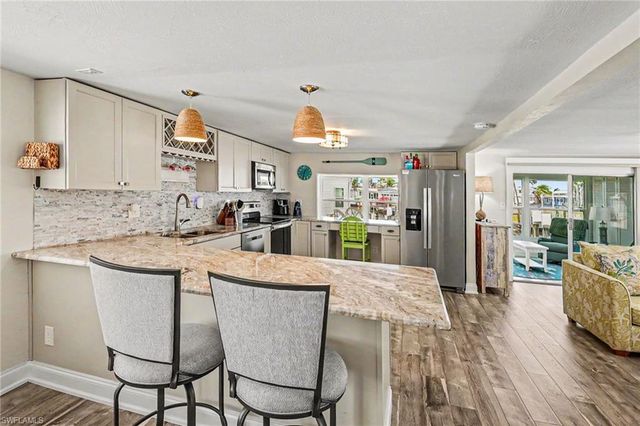 17540 Peppard DR, Fort Myers Beach, FL 33931
