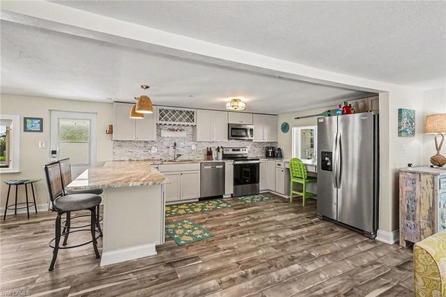17540 Peppard DR, Fort Myers Beach, FL 33931