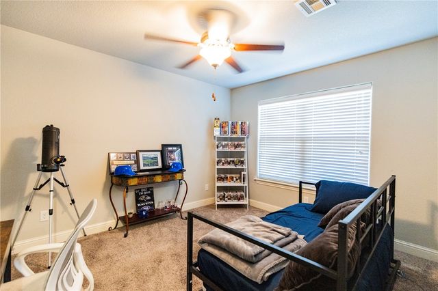 4 Edenhall Lane, Bella Vista, AR 72714