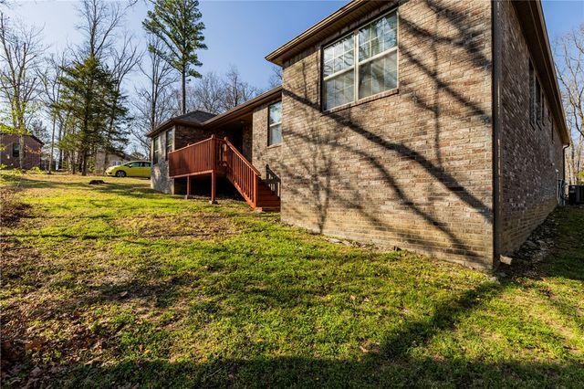 4 Edenhall Lane, Bella Vista, AR 72714