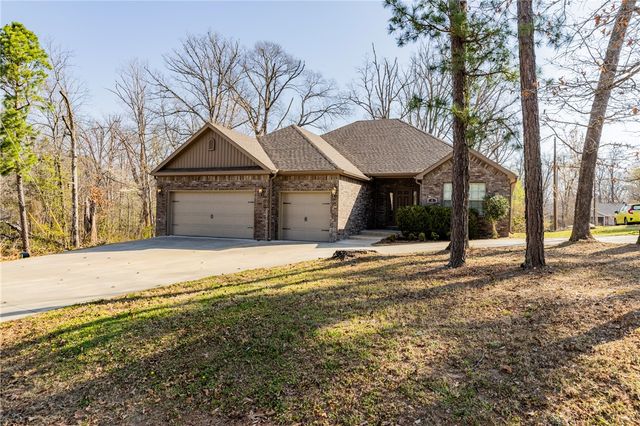 4 Edenhall Lane, Bella Vista, AR 72714