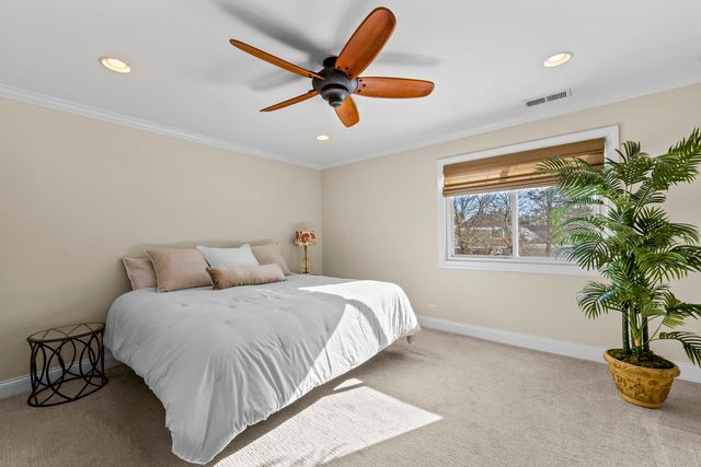 1133 Hawthorne Court A2, Wheeling, IL 60090