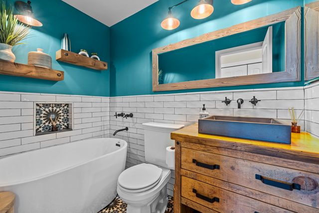 1133 Hawthorne Court A2, Wheeling, IL 60090