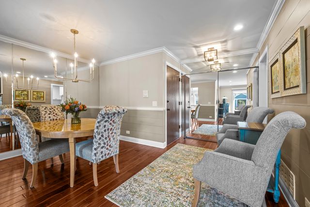 1133 Hawthorne Court A2, Wheeling, IL 60090