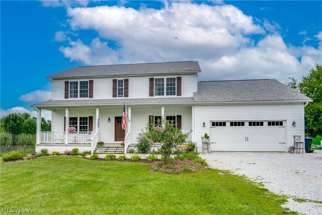 7253 Edison Street NE, Hartville, OH 44632