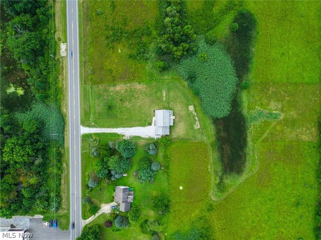 7253 Edison Street NE, Hartville, OH 44632